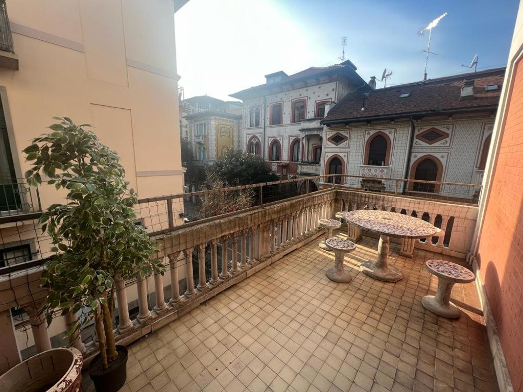 Ambra Boutique Hotel Милан Экстерьер фото